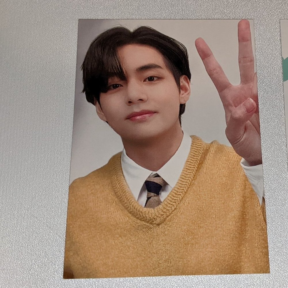 BTS MGM Hotel Special Package Photo Cards From Las Vegas PTD - V/ Kim Tae-hyung